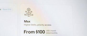 Картка тарифу Max із ціною від $100 на місяць на сторінці тарифів Claude